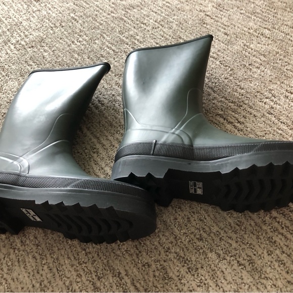 “Kathy Jean” Green Over Calf Rubber Boots - Picture 8 of 10